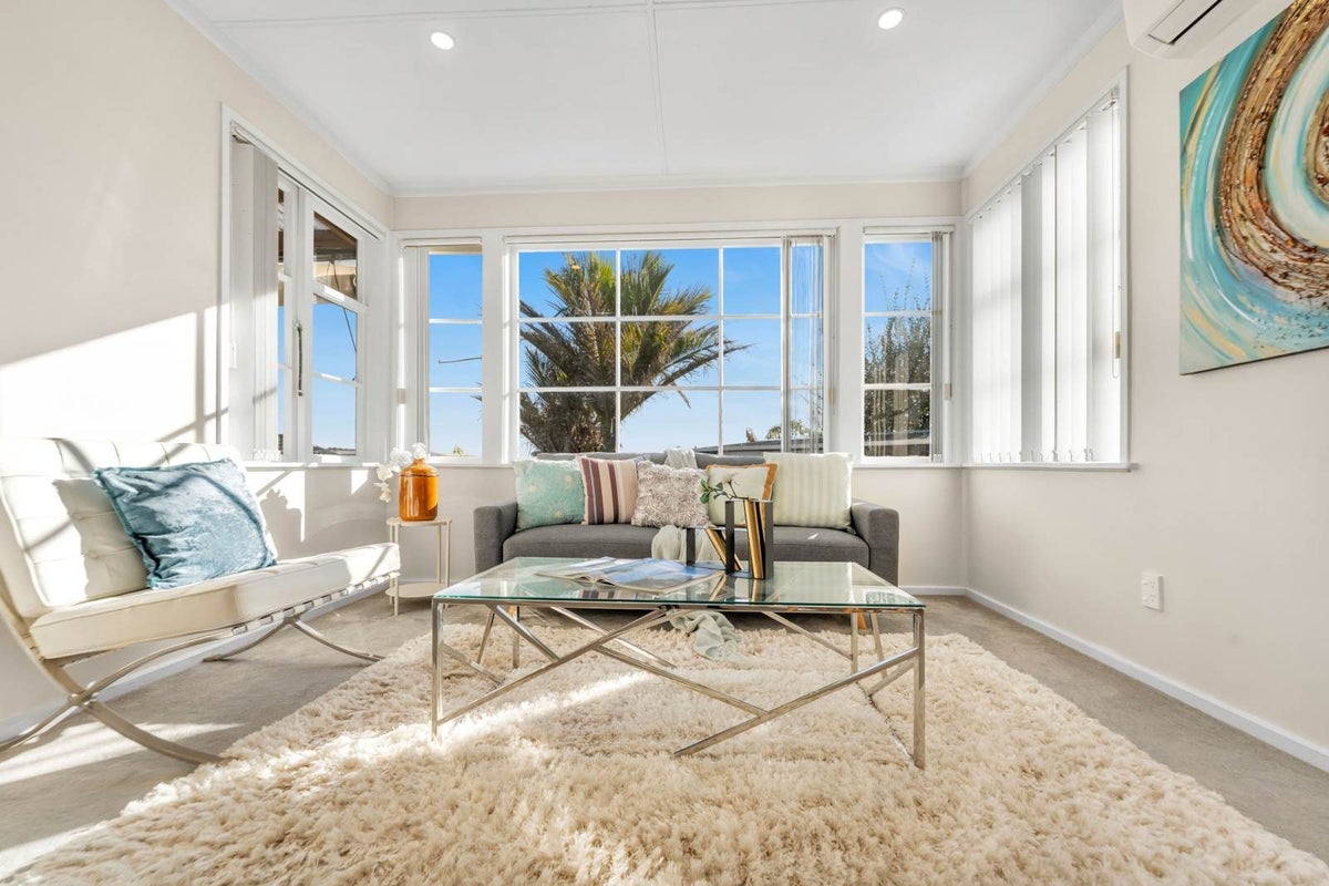 4A Roseman Avenue, Mount Roskill, Auckland - Carousel 2