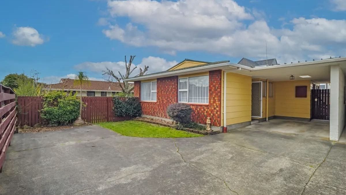 4/613 Church Street, Terrace End, Palmerston North - Carousel 1
