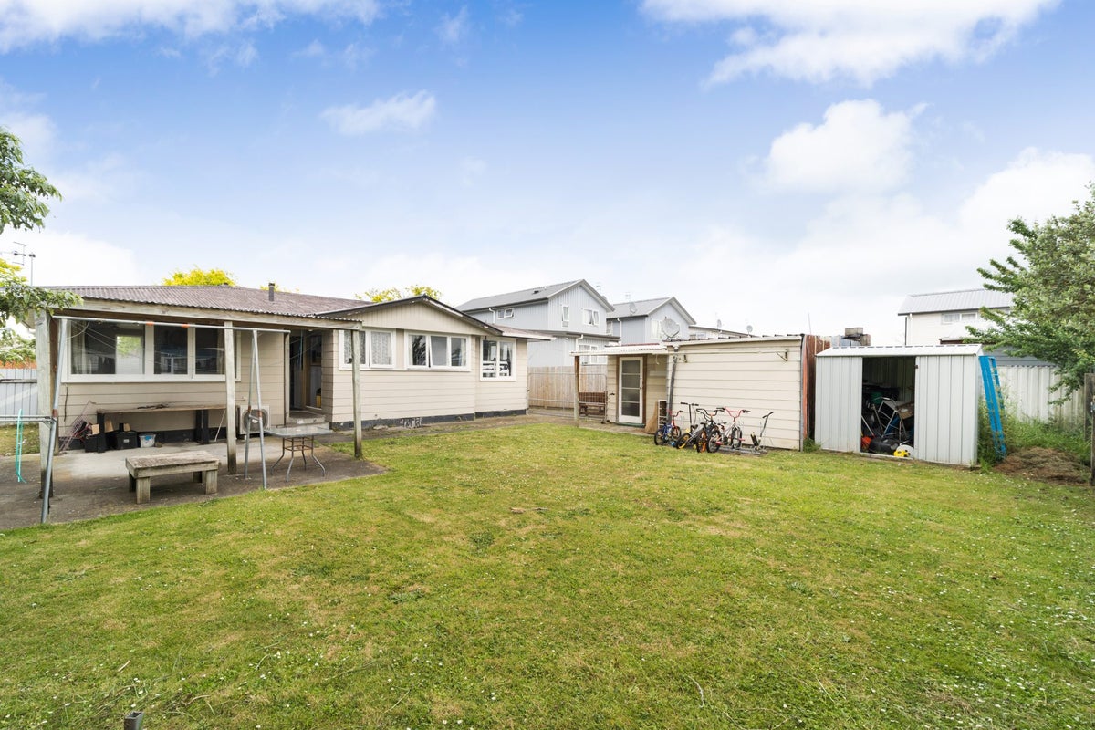 14 Otaki Place, Westbrook, Palmerston North - Carousel 2