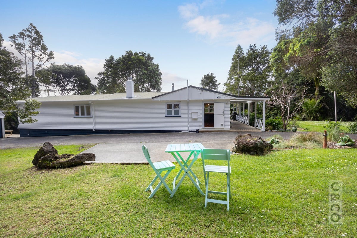 244 School Road, Waimauku, Waimauku - Carousel 1