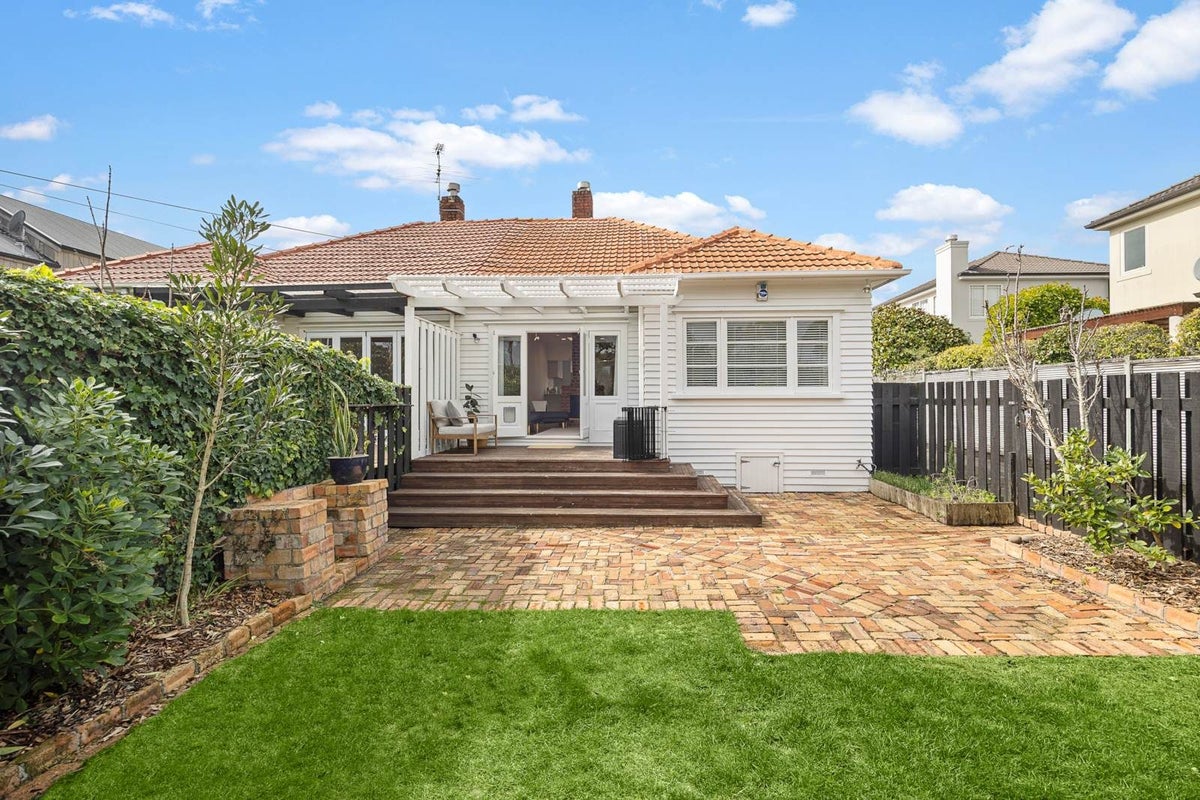 124 Selwyn Avenue, Mission Bay, Auckland - Carousel 1