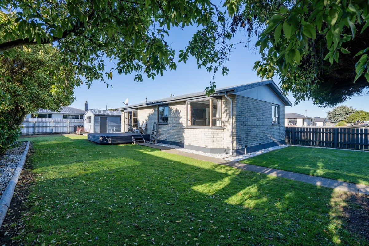 64 Oreti Street, Kingswell, Invercargill - Carousel 1