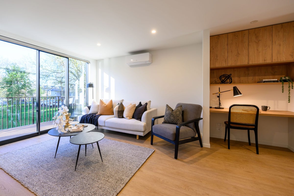 2/5 Ward Street, Addington, Christchurch - Carousel 1