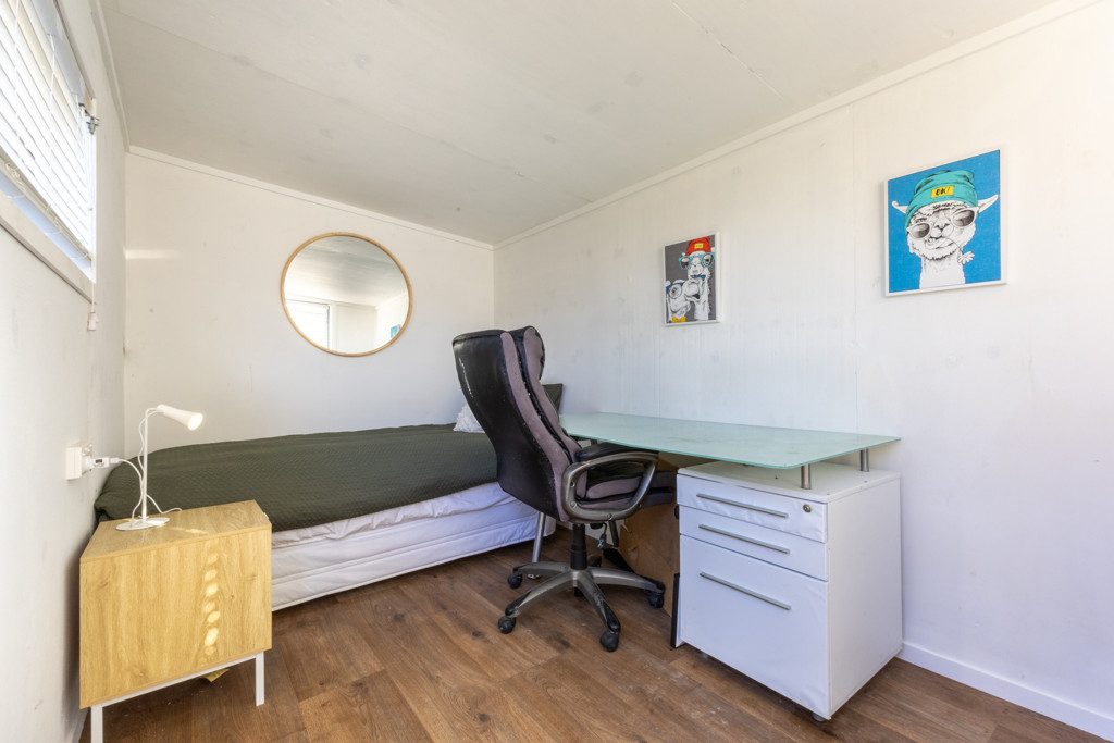 10 Gladys Place, Kelvin Grove, Palmerston North - Carousel 50