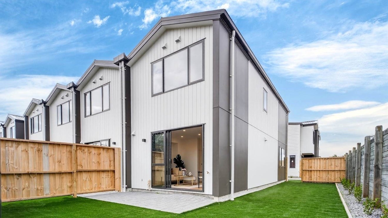 3/239 Porchester Road, Takanini, Auckland - Carousel 1