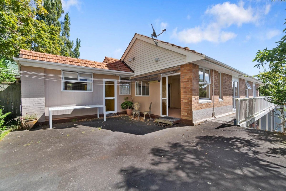 1/441 Dominion Road, Mount Eden, Auckland - Carousel 2