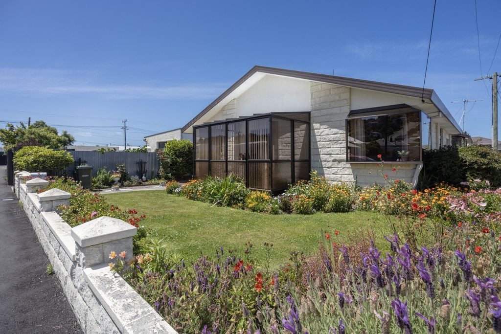 43 Clyde Street, Oamaru North, Oamaru - Carousel 1