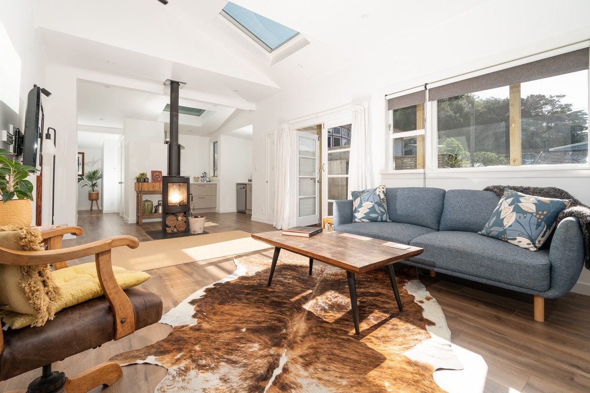 63 Happy Valley Road, Owhiro Bay, Wellington - Carousel 2