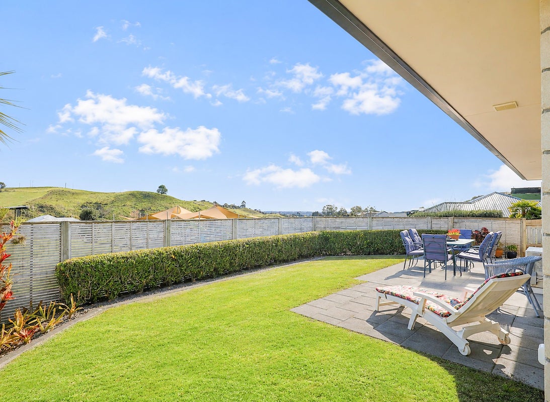 157 Ballintoy Park Drive, Welcome Bay, Tauranga - Carousel 2