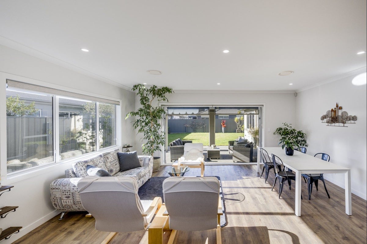 54 Eriksen Road, Te Awa, Napier - Carousel 1