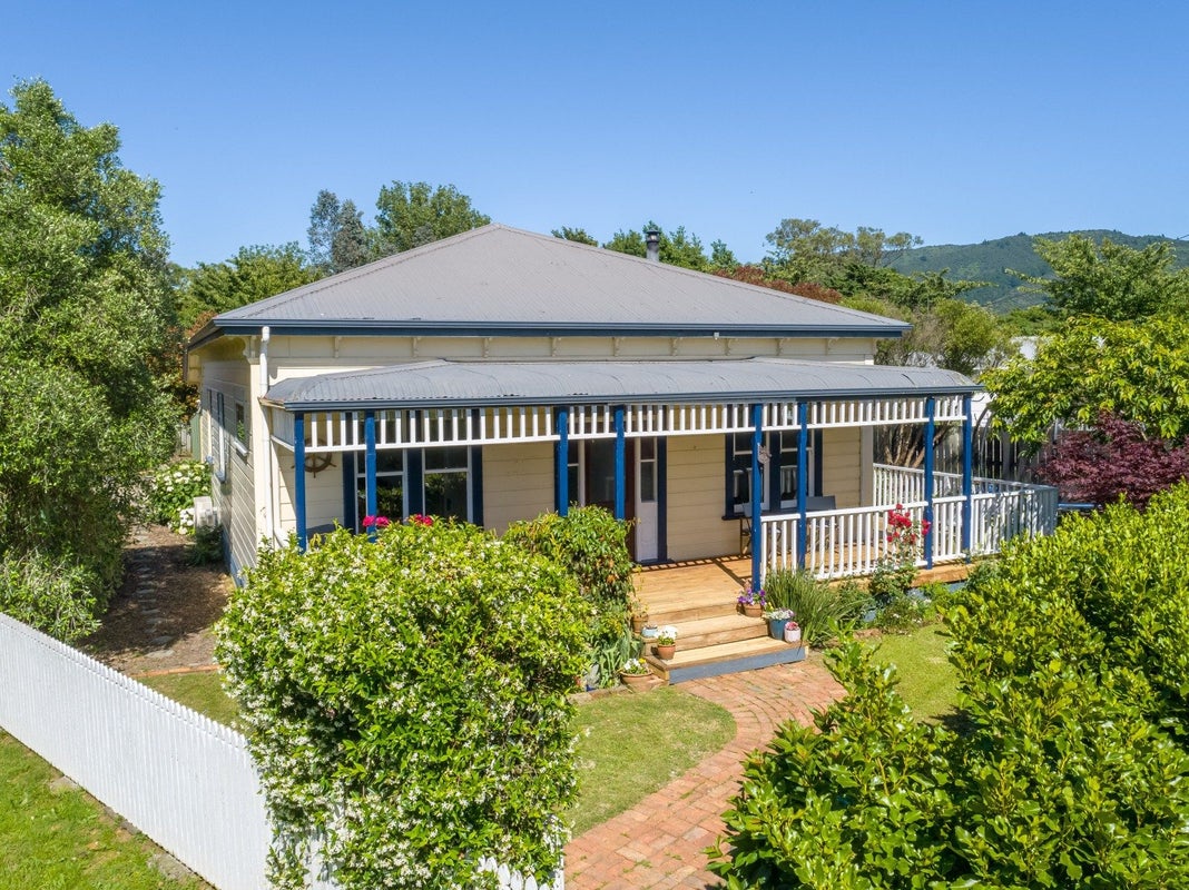 62 Waite Street, Featherston, Featherston - Carousel 2