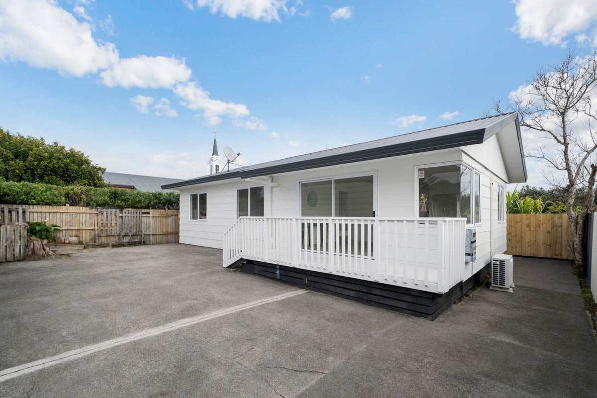 3/9 Robertson Road, Mangere, Manukau City, Auckland - Carousel 1