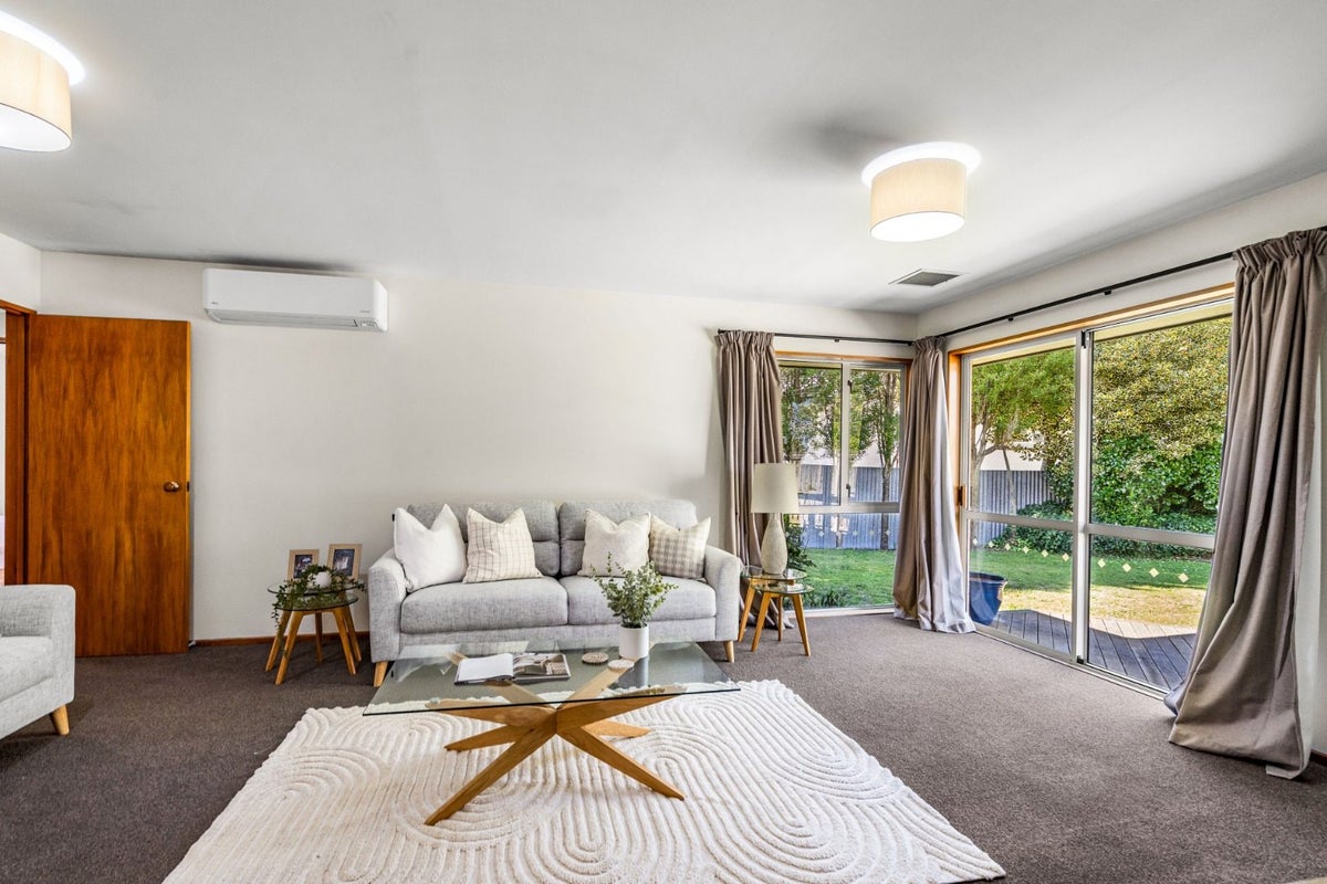 2/45B TRAFFORD STREET, Harewood, Christchurch - Carousel 2