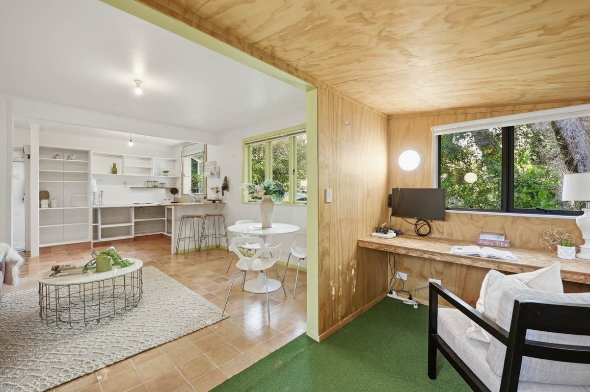 1/6 Everest Street, Devonport, Auckland - Carousel 2