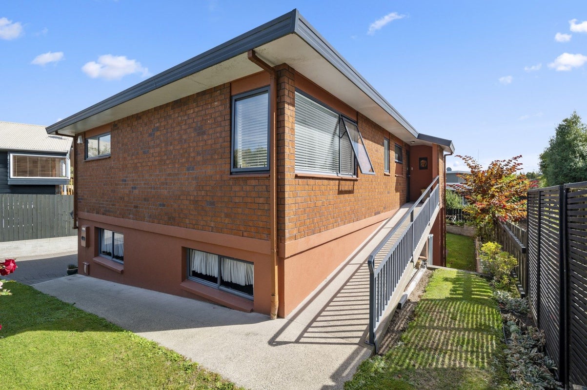 7 Waihora Street, Taupo, Taupo - Carousel 27