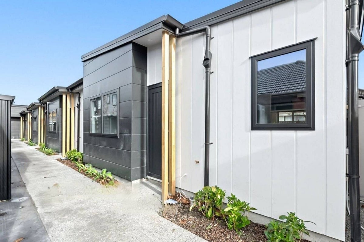22B Palmer Crescent, Silverstream, Upper Hutt - Carousel 2