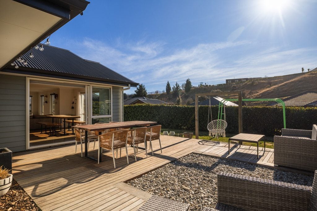 26 Woodstock RD, Lower Shotover, QUEENSTOWN - Carousel 1