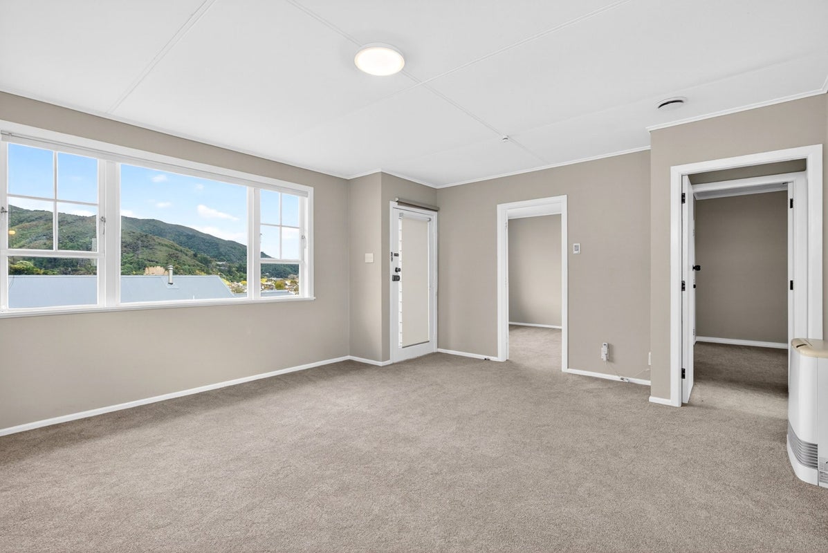 3B Summit Road, Fairfield, Lower Hutt - Carousel 2