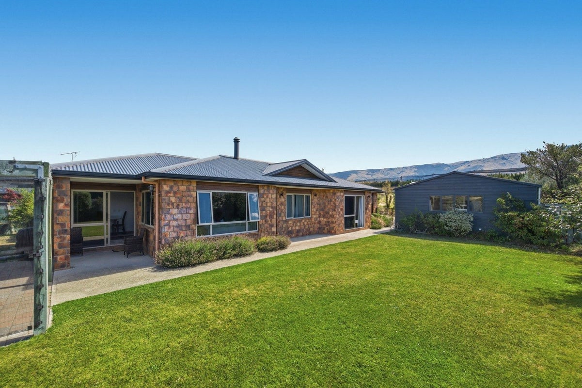 10 Missy Crescent, Mount Pisa, Cromwell - Carousel 1