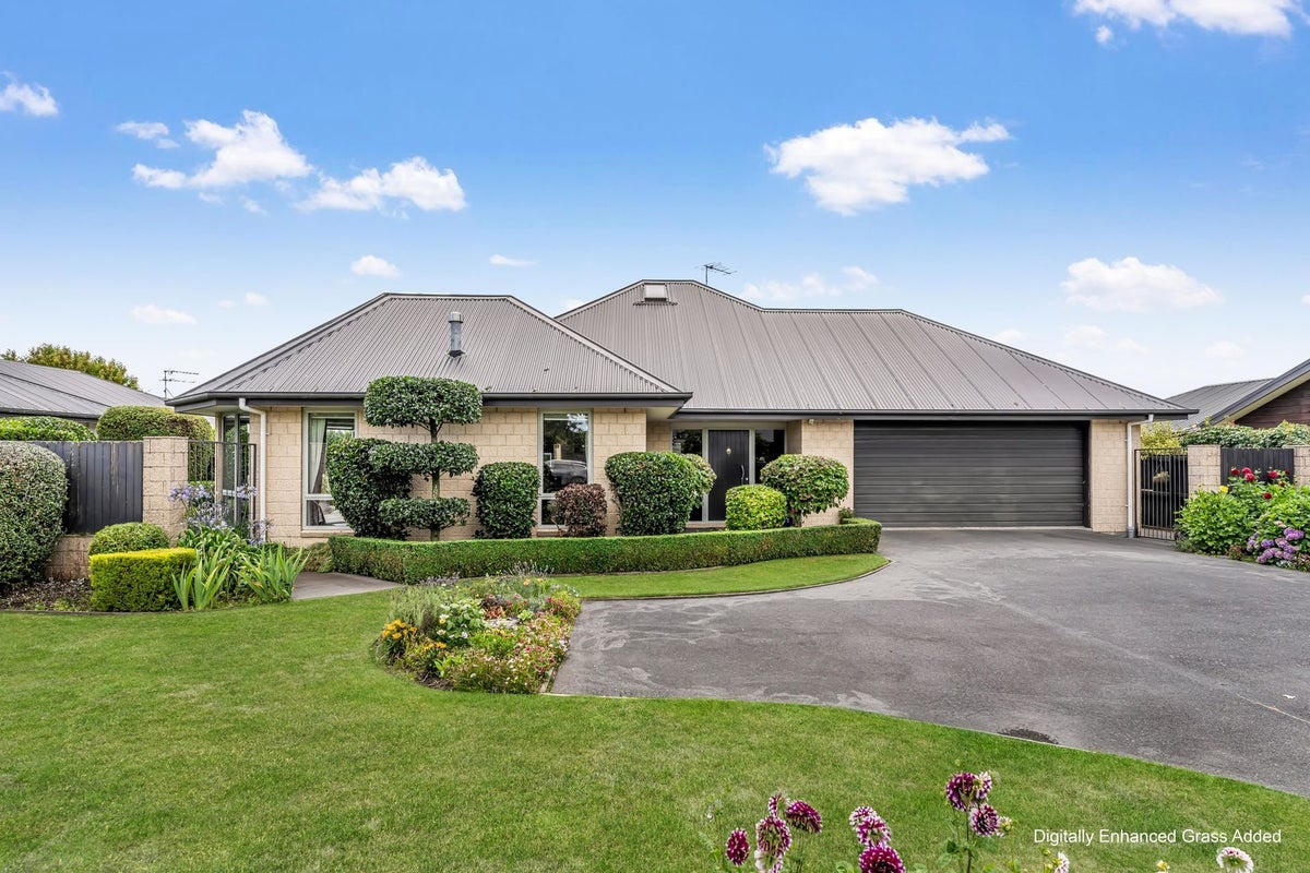 11 Country Place, Allenton, Ashburton - Carousel 1