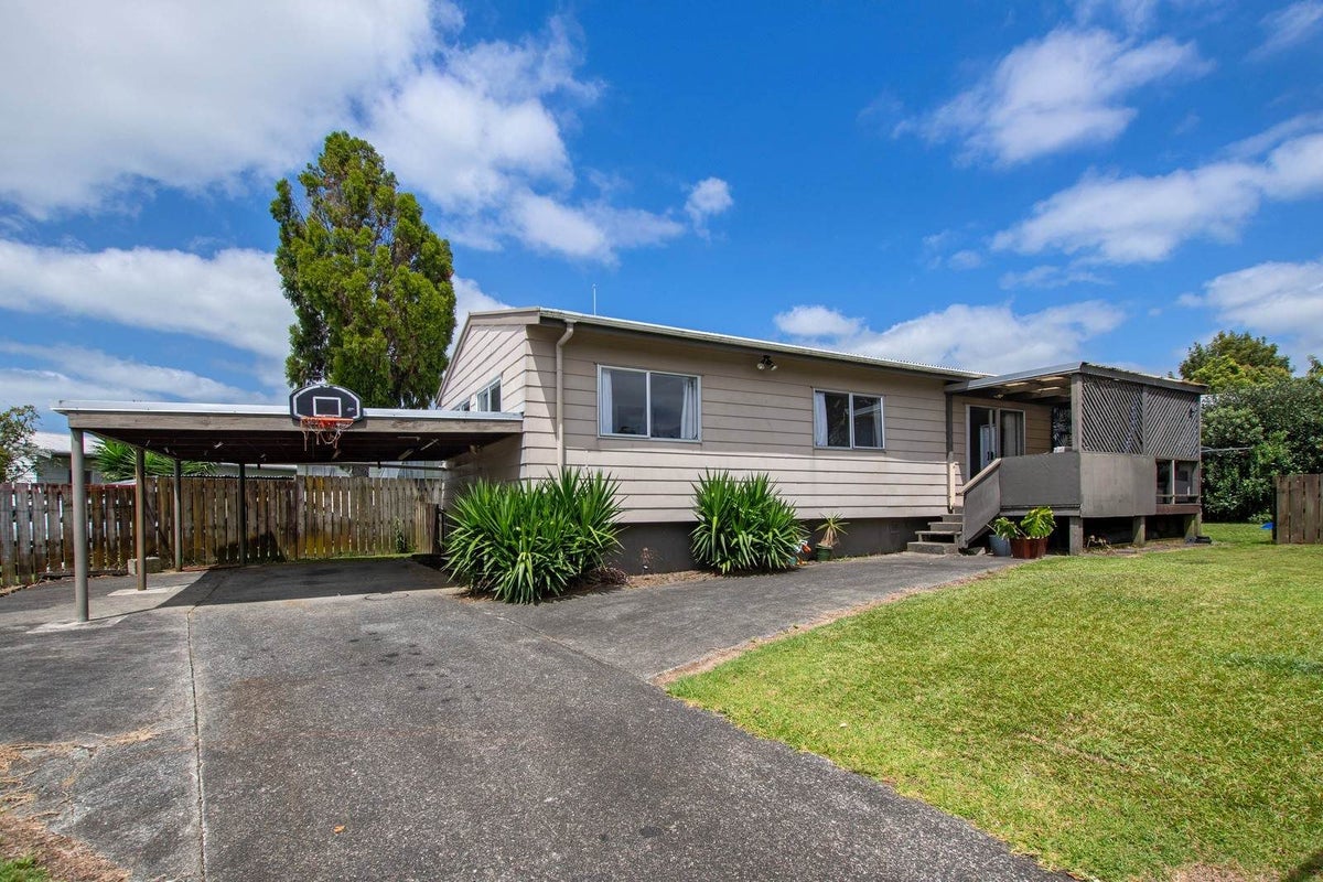 1/6 Bloomfield Place, Onerahi, Whangarei - Carousel 1