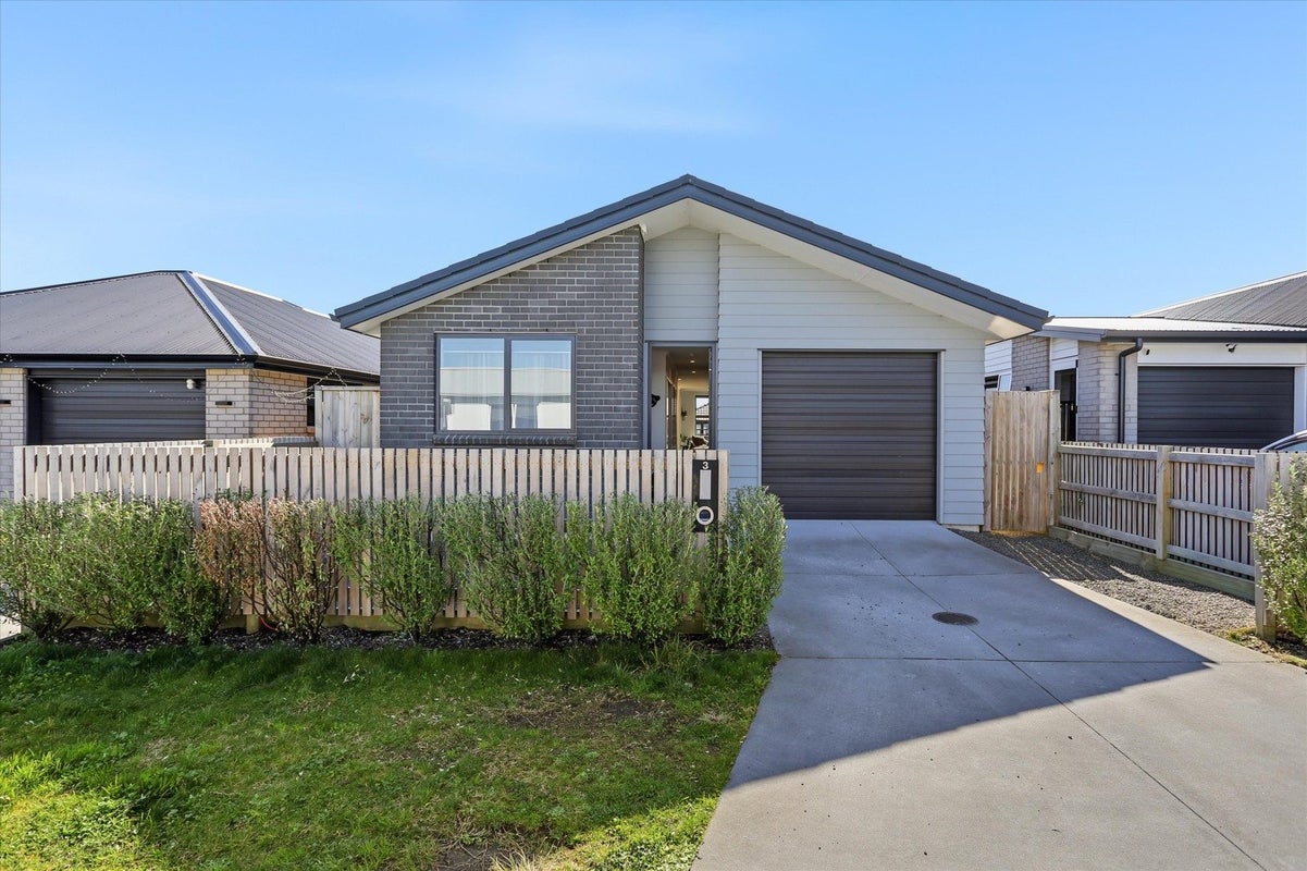 3 Oioi Lane, Poike, Tauranga - Carousel 1