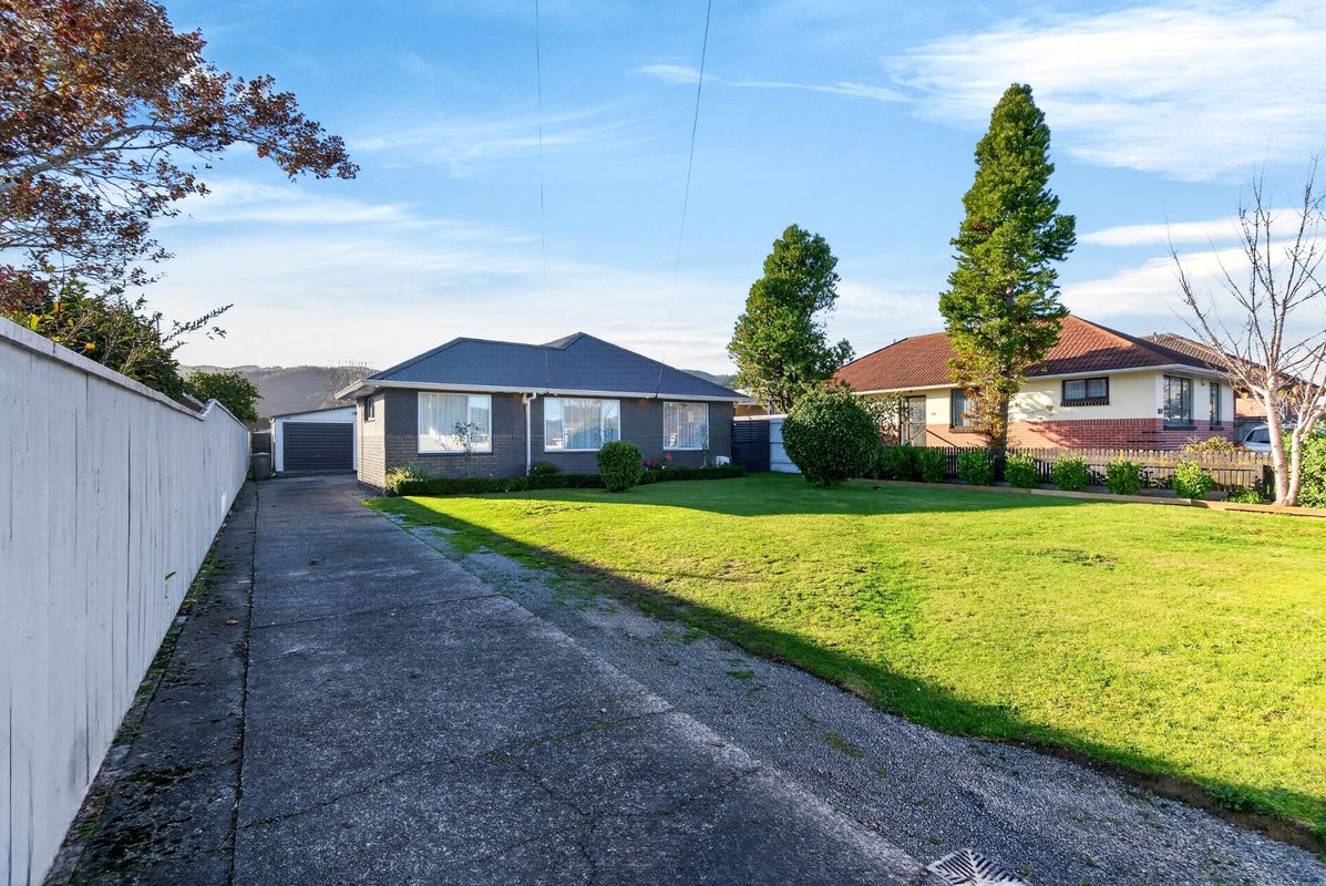 164 McLeod Street, Elderslea, Upper Hutt - Carousel 17