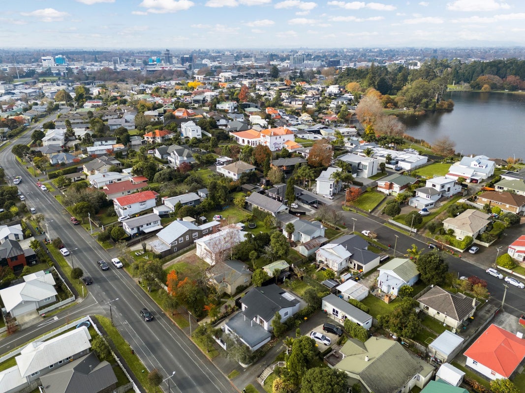 73 Queens Avenue, Frankton, Hamilton - Carousel 25