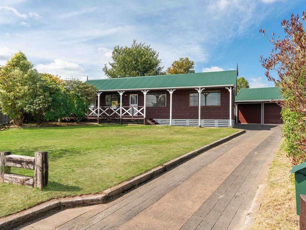 4 Avon Close, Richmond Heights, Taupo - Carousel 1