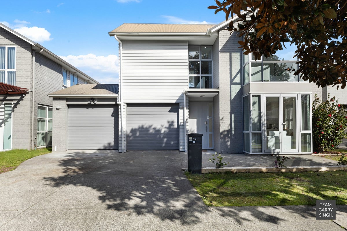10 Puweto Avenue, Takanini, Auckland - Carousel 1