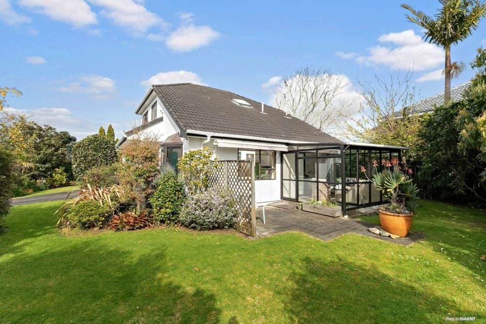 23 Horotutu Road, Greenlane, Auckland - Carousel 2