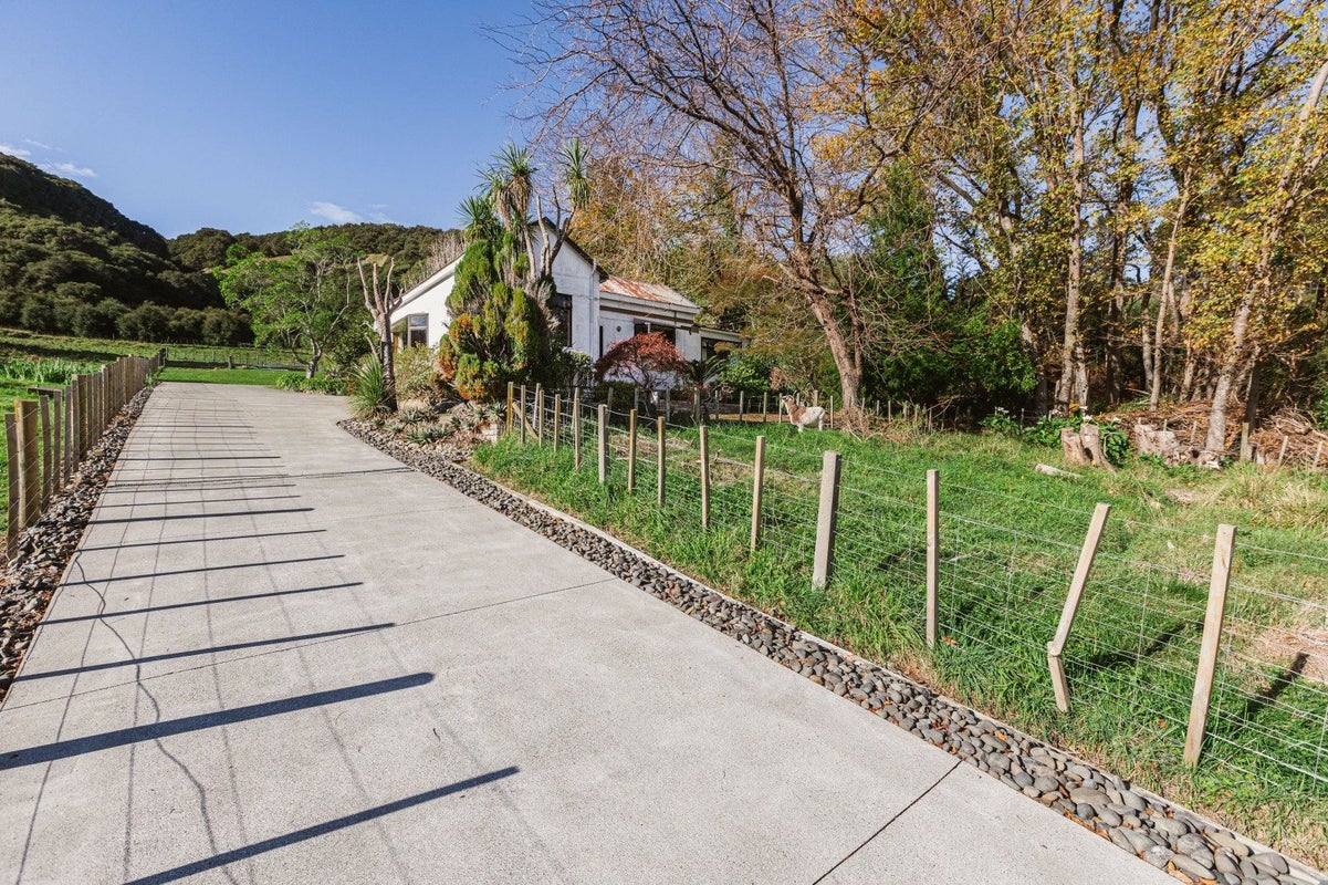 164 HILL RD, BAY VIEW, NAPIER - Carousel 2