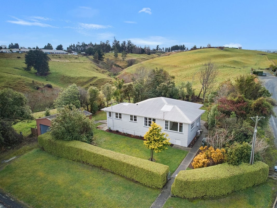 39 Harwich Street, Balclutha - Carousel 1