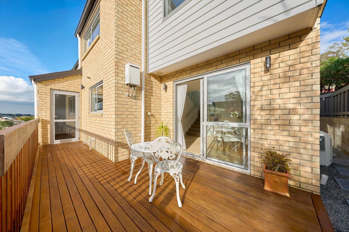 34A Spencer Road, Pinehill, Auckland - Carousel 1