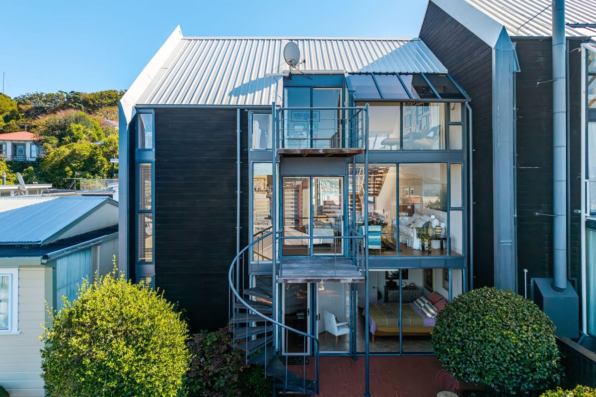 25 Clermont Terrace, Kelburn, Wellington - Carousel 27