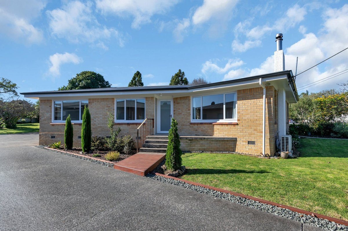 2 Titoki Place, Kensington, Whangarei, Northland - Carousel 1
