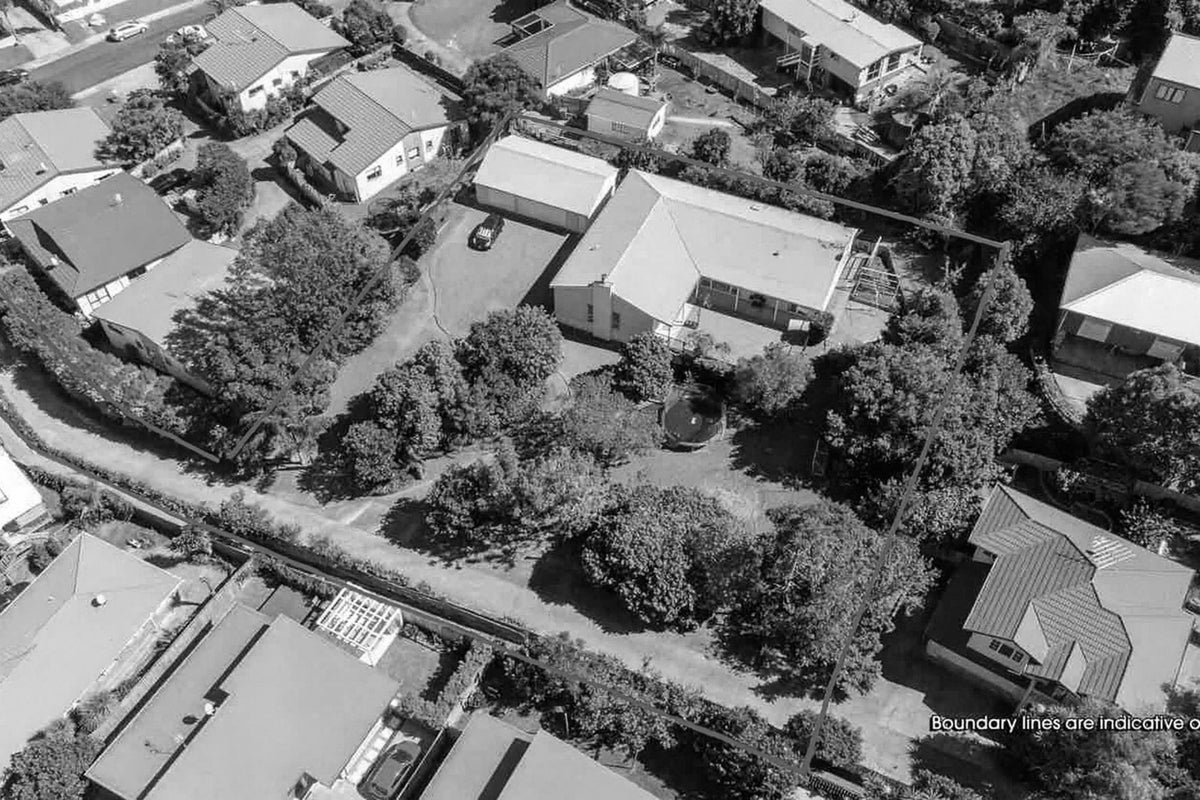 88 Brian Crescent, Stanmore Bay, Whangaparaoa - Carousel 1
