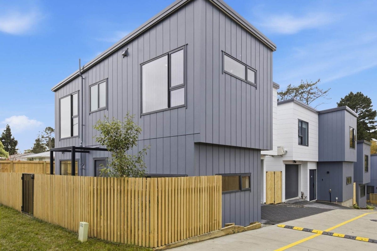 30A Rangitiki Crescent, Lynfield, Auckland City, Auckland - Carousel 2