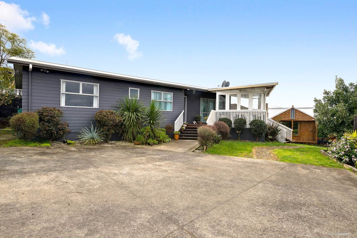 24A McLennan Road, Mount Wellington, Auckland - Carousel 2