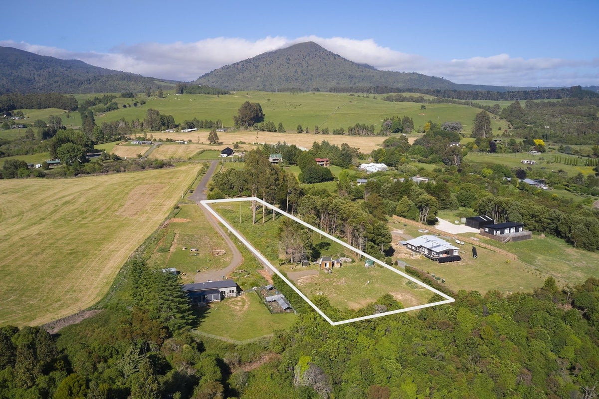 28 Kowhai Drive, Kuratau, Turangi - Carousel 2