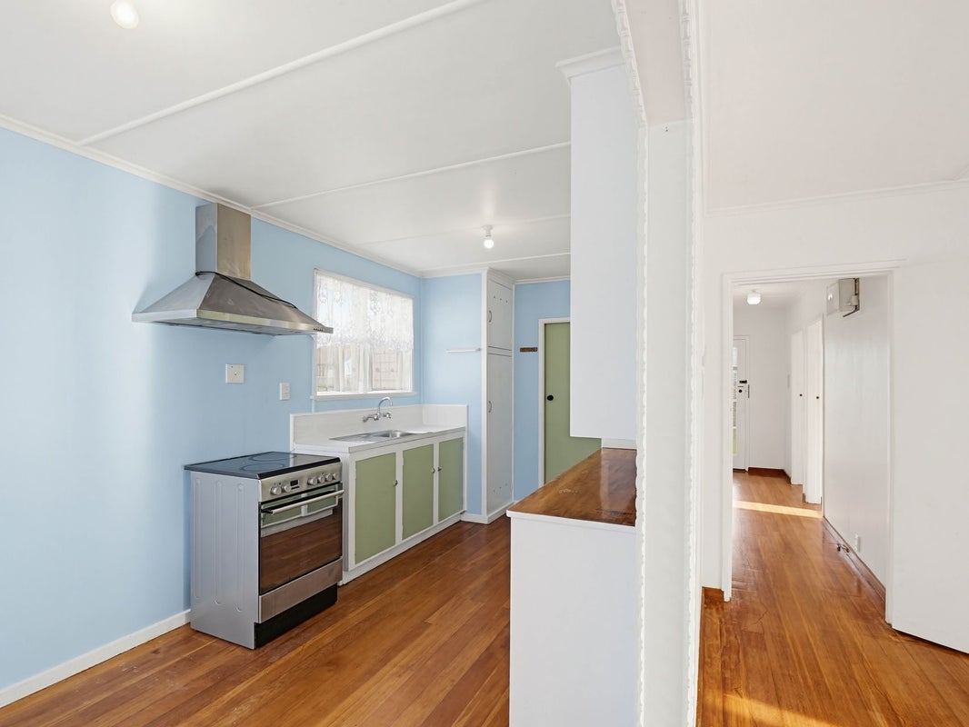 16 Victory Place, Aramoho, Whanganui - Carousel 2