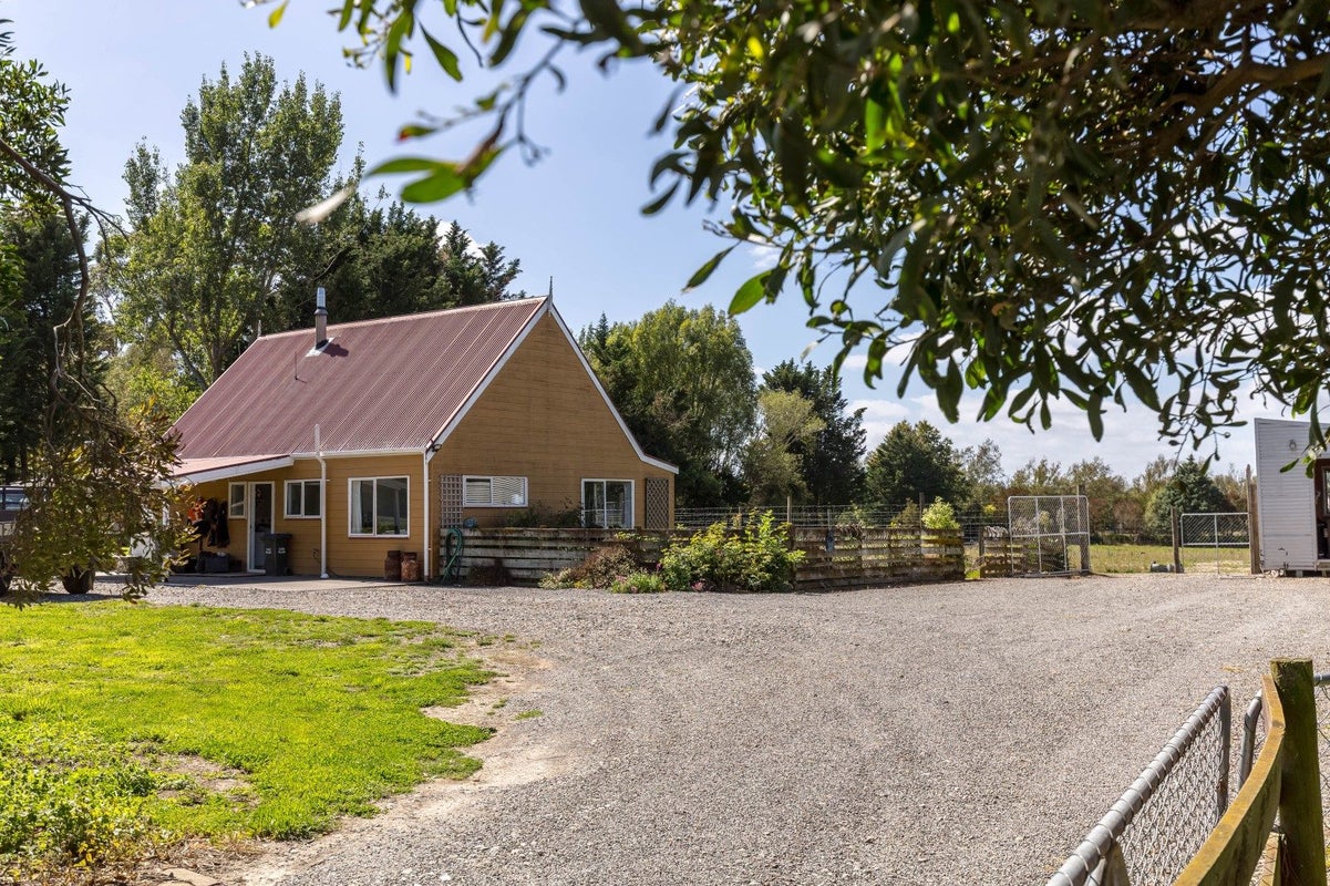 122 Gordon Street, Lansdowne, Masterton - Carousel 2