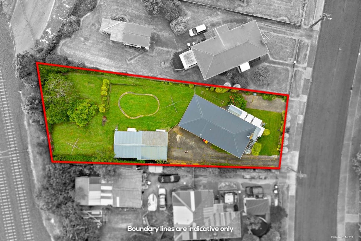 7 Ferguson Street, Manurewa East, Auckland - Carousel 1