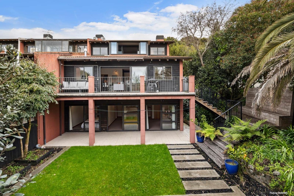 31C View Road, Mount Eden, Auckland - Carousel 1
