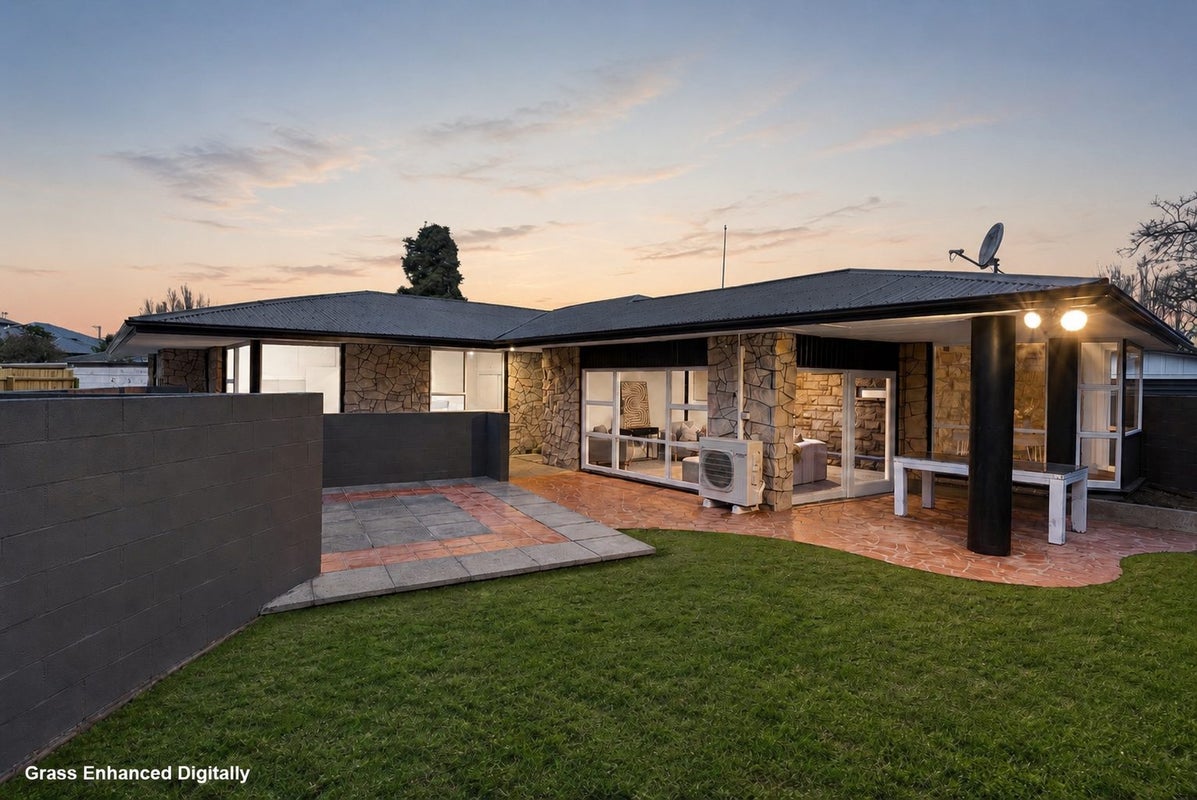 17 Woodham Courts, Linwood, Christchurch - Carousel 1