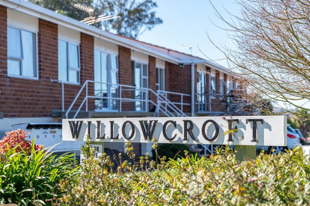 1/16 Willerton Avenue, New Lynn, Auckland - Carousel 22