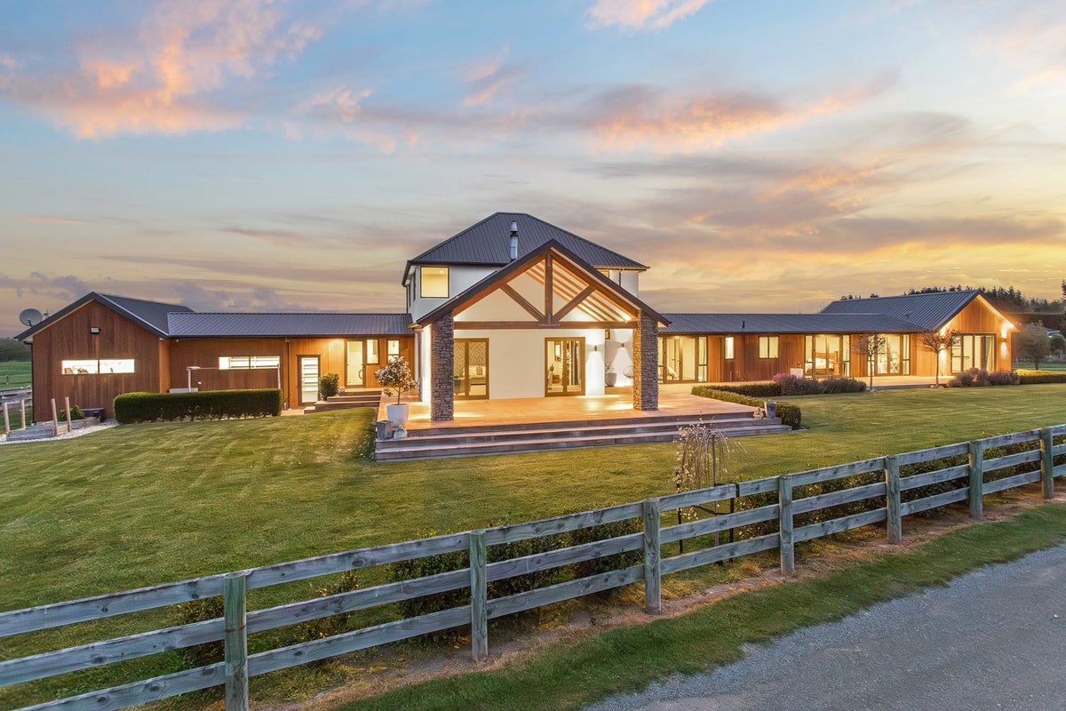 818 Oxford Road, Fernside, Rangiora - Carousel 1