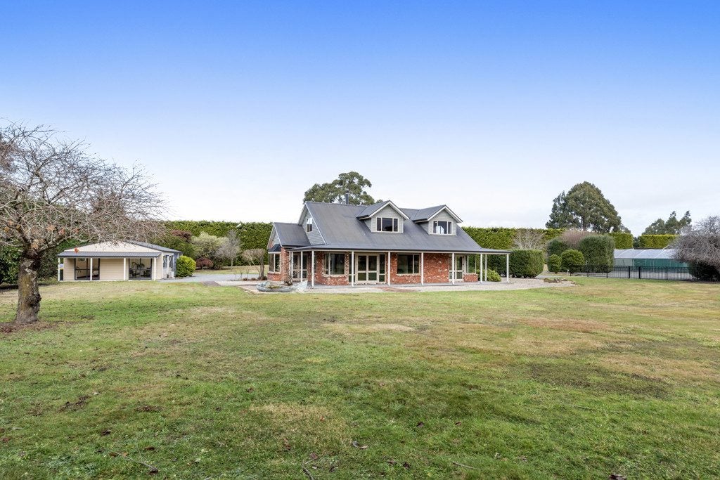 5/285 Lawford Road, West Melton - Carousel 1