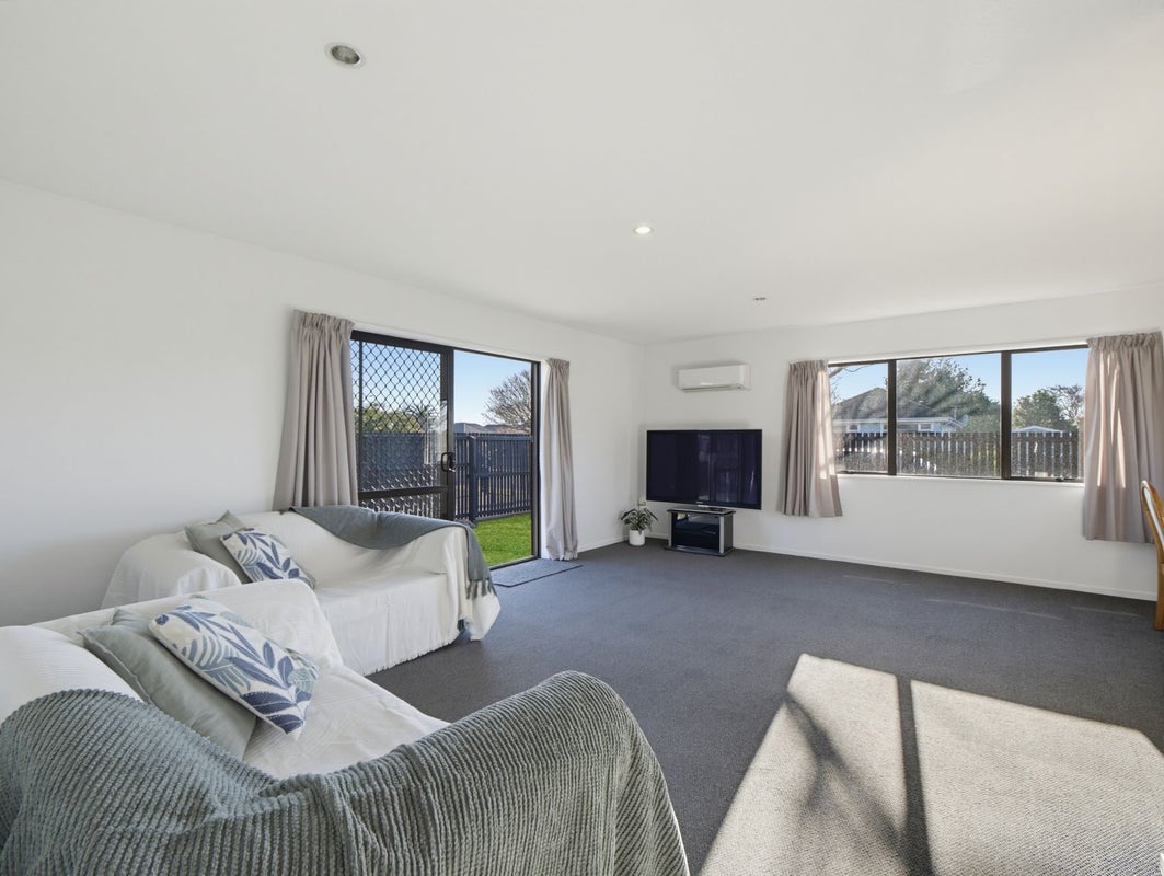 3 Logie Place, Bromley, Christchurch - Carousel 2