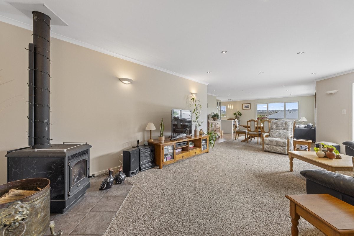 9 Eastbank Street, Waverley, Dunedin - Carousel 2